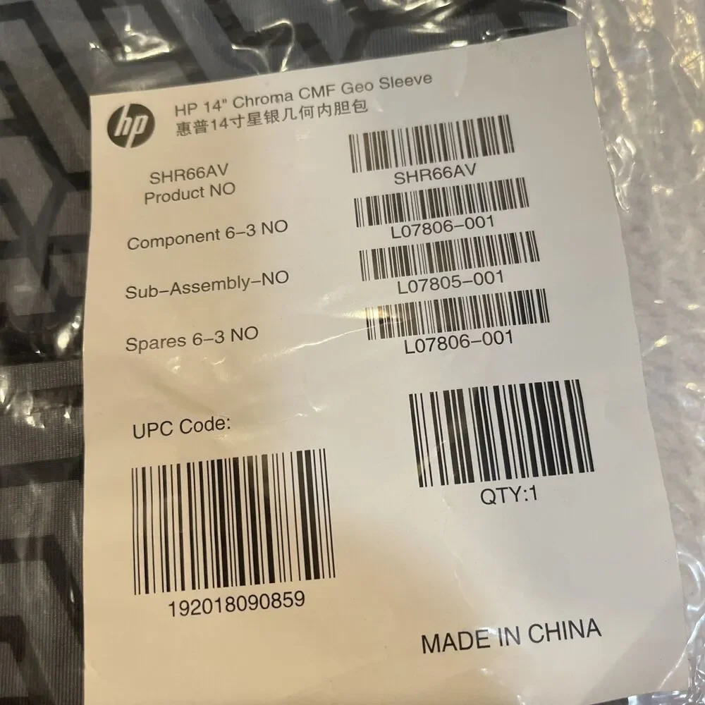 L07806-001 HP 14 Chroma Geo Rev Sleeve, New in Original Package